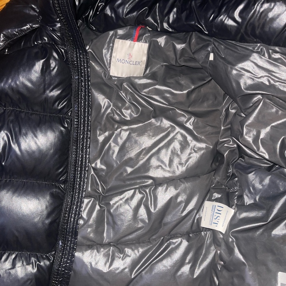 Moncler coat - Picture 4 of 4